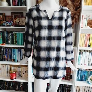 Eddie Bauer Plaid Flannel Tunic Check Plaid Black/White 3/4 Sleeve Shirt P283